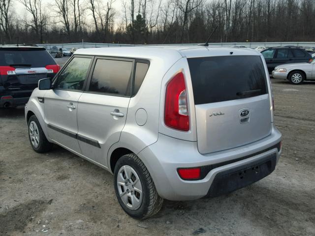 KNDJT2A53C7356262 - 2012 KIA SOUL SILVER photo 3