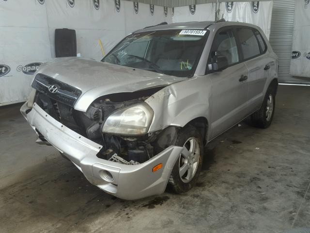 KM8JM12B35U105818 - 2005 HYUNDAI TUCSON GL SILVER photo 2