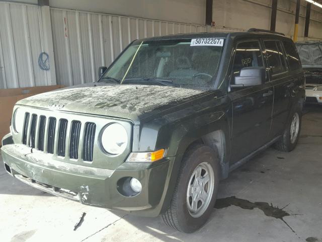 1J8FF28W17D355901 - 2007 JEEP PATRIOT SP GREEN photo 2