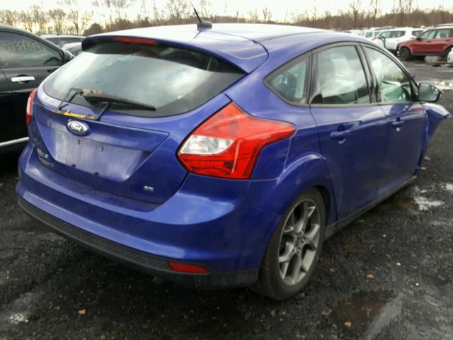 1FADP3K23EL325086 - 2014 FORD FOCUS SE BLUE photo 4