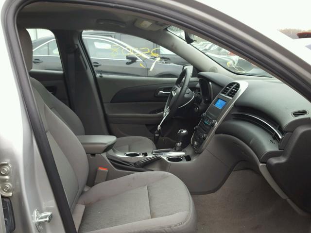 1G11B5SA8GF165201 - 2016 CHEVROLET MALIBU LIM 银色 照片 5