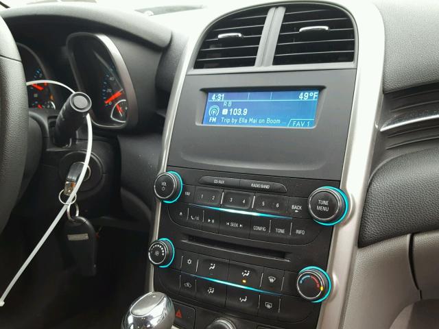 1G11B5SA8GF165201 - 2016 CHEVROLET MALIBU LIM 银色 照片 9