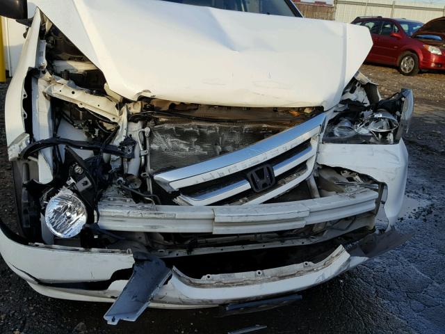 5FNRL38257B088481 - 2007 HONDA ODYSSEY LX WHITE photo 9