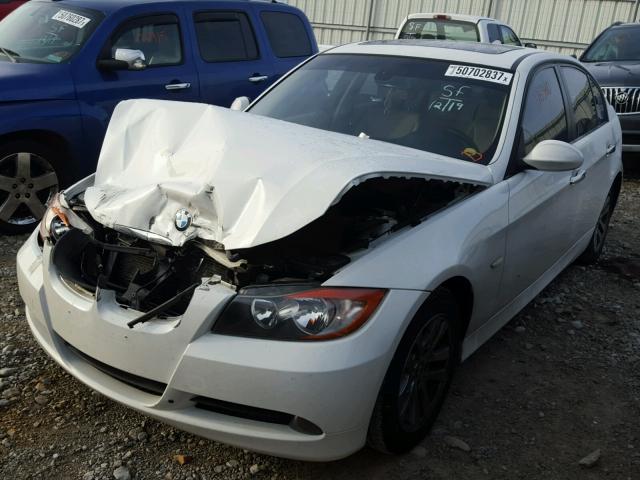 WBAVA33507PV63818 - 2007 BMW 328 I WHITE photo 2