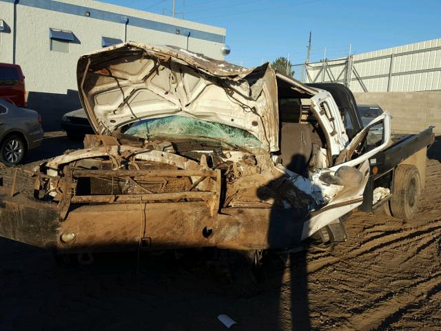 1B7MF33711J607479 - 2001 DODGE RAM 3500 WHITE photo 2