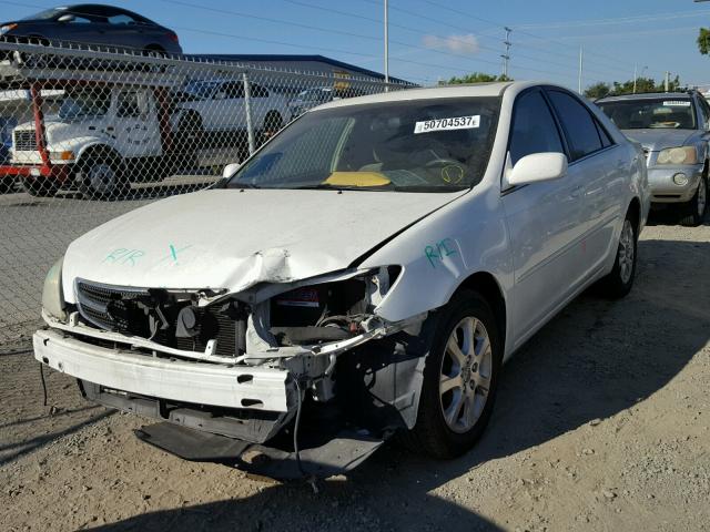 JTDBE32K440283941 - 2004 TOYOTA CAMRY LE თეთრი ფოტო 2