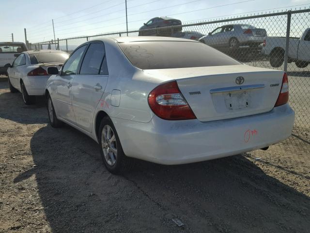 JTDBE32K440283941 - 2004 TOYOTA CAMRY LE თეთრი ფოტო 3