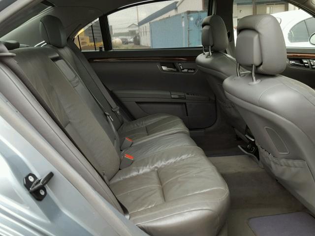 WDDNG86X88A180781 - 2008 MERCEDES-BENZ S 550 4MAT GRAY photo 6