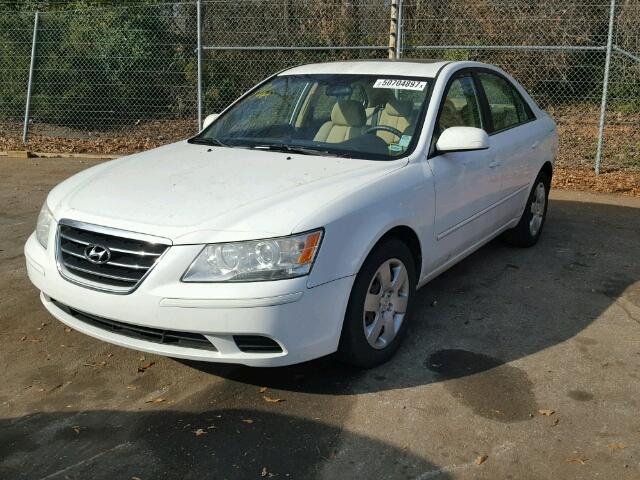 5NPET46CX9H469490 - 2009 HYUNDAI SONATA GLS WHITE photo 2