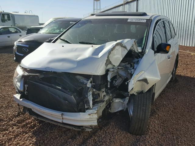 5FNRL5H96DB060225 - 2013 HONDA ODYSSEY TO WHITE photo 2