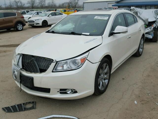 1G4GH5E37CF355767 - 2012 BUICK LACROSSE P WHITE photo 2