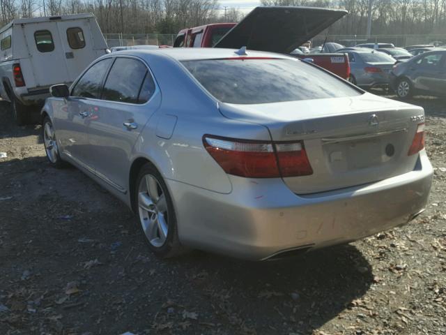 JTHGL46F085025115 - 2008 LEXUS LS 460L SILVER photo 3