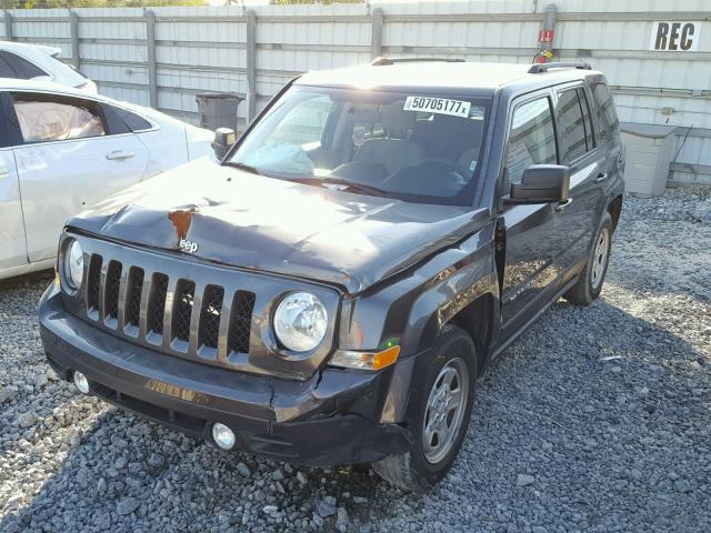 1C4NJPBA7FD285797 - 2015 JEEP PATRIOT SP GRAY photo 2