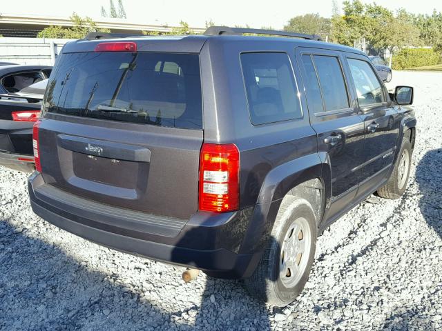 1C4NJPBA7FD285797 - 2015 JEEP PATRIOT SP GRAY photo 4