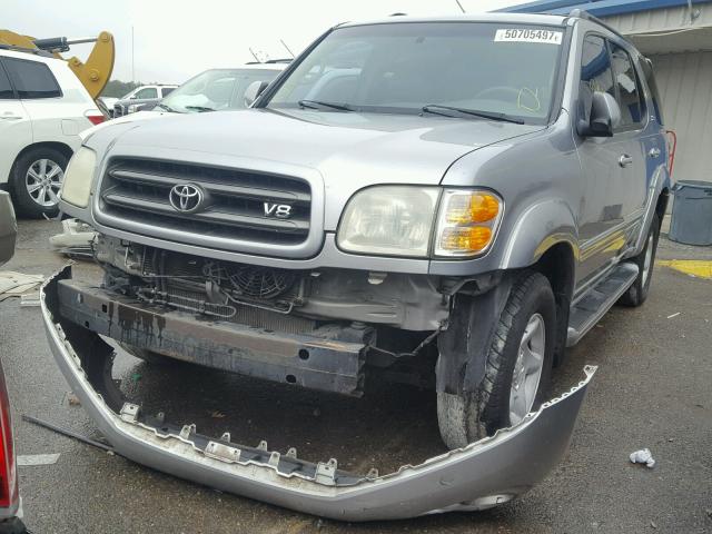 5TDZT34AX2S104949 - 2002 TOYOTA SEQUOIA SR GRAY photo 2