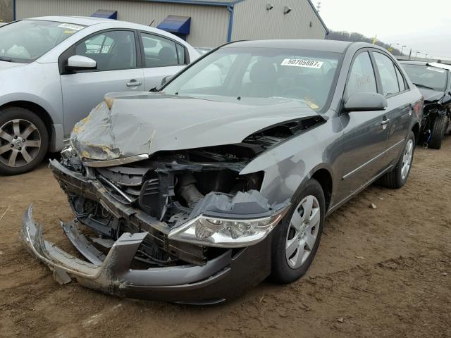 5NPET4ACXAH638600 - 2010 HYUNDAI SONATA GLS GRAY photo 2