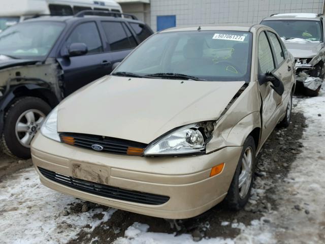 1FAFP34362W159655 - 2002 FORD FOCUS SE GOLD photo 2