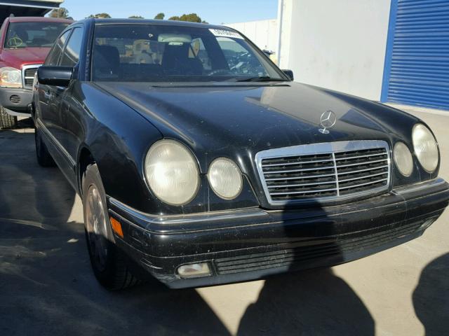 WDBJF55F2TJ005906 - 1996 MERCEDES-BENZ E 320 BLACK photo 1