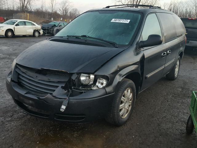 2A4GP54L27R136782 - 2007 CHRYSLER TOWN & COU BLACK photo 2