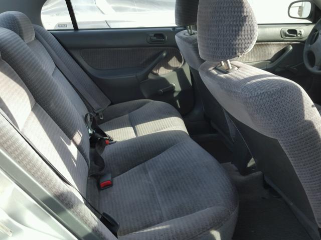 2HGEJ6617YH557910 - 2000 HONDA CIVIC BASE SILVER photo 6