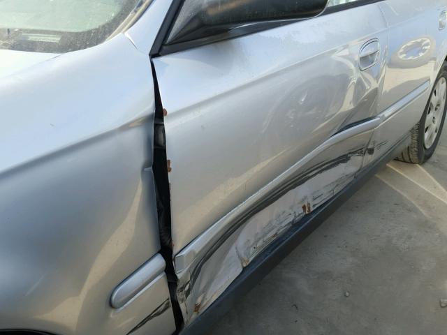 2HGEJ6617YH557910 - 2000 HONDA CIVIC BASE SILVER photo 9