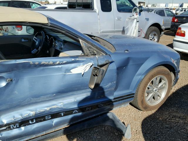 1ZVFT84N365106070 - 2006 FORD MUSTANG BLUE photo 9