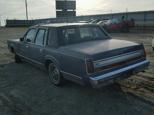 1LNBM82F9JY847031 - 1988 LINCOLN TOWN CAR S BLUE photo 3