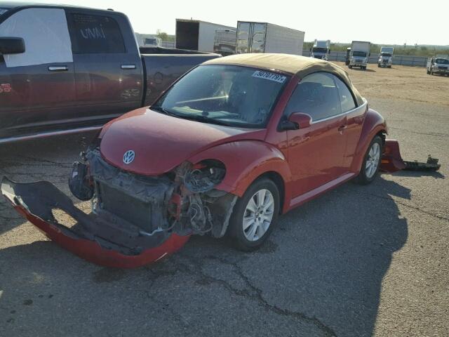 3VWRF31Y09M406119 - 2009 VOLKSWAGEN NEW BEETLE 红色 照片 2