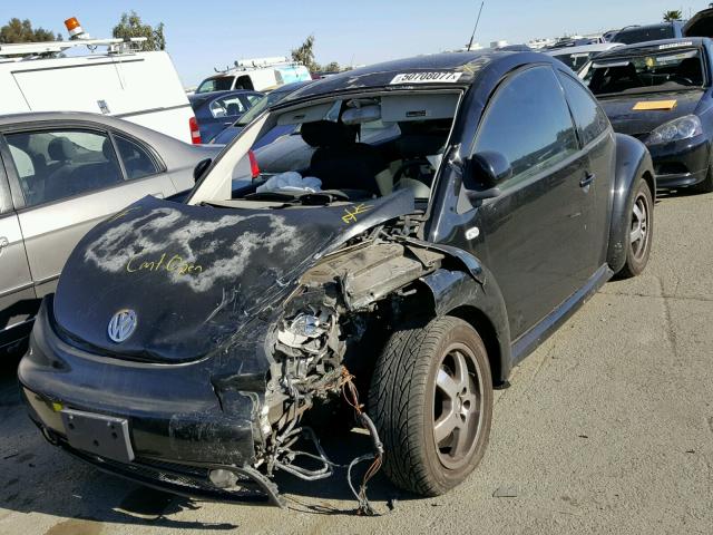 3VWCC21C7YM456723 - 2000 VOLKSWAGEN NEW BEETLE 黑色 照片 2