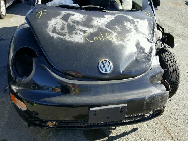 3VWCC21C7YM456723 - 2000 VOLKSWAGEN NEW BEETLE 黑色 照片 7