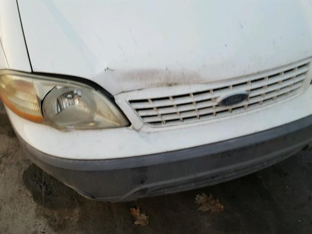 2FTZA54442BB17175 - 2002 FORD WINDSTAR WHITE photo 9