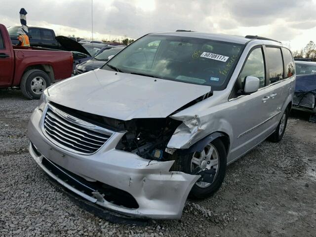 2C4RC1BG7CR140118 - 2012 CHRYSLER TOWN & COU WHITE photo 2