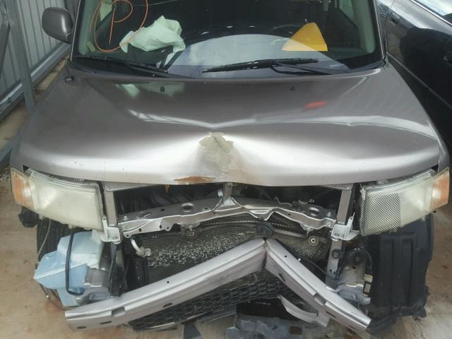 JTLKT334850218358 - 2005 TOYOTA SCION XB ნაცრისფერი ფოტო 7