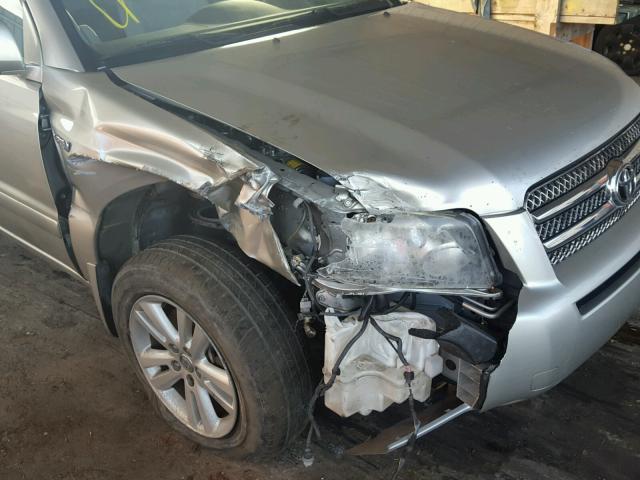 JTEDW21A070022749 - 2007 TOYOTA HIGHLANDER SILVER photo 9