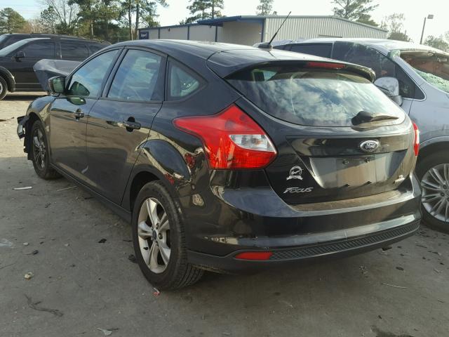 1FAHP3K27CL399562 - 2012 FORD FOCUS SE BLACK photo 3