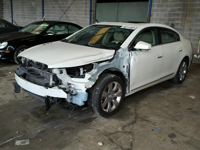 1G4GC5EG5AF196083 - 2010 BUICK LACROSSE C WHITE photo 2