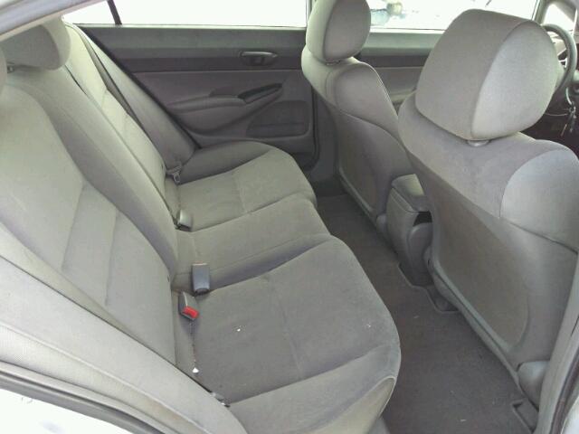 2HGFA15316H022613 - 2006 HONDA CIVIC DX SILVER photo 6