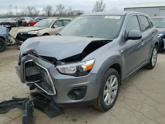 4A4AP3AU1FE019602 - 2015 MITSUBISHI OUTLANDER GRAY photo 2