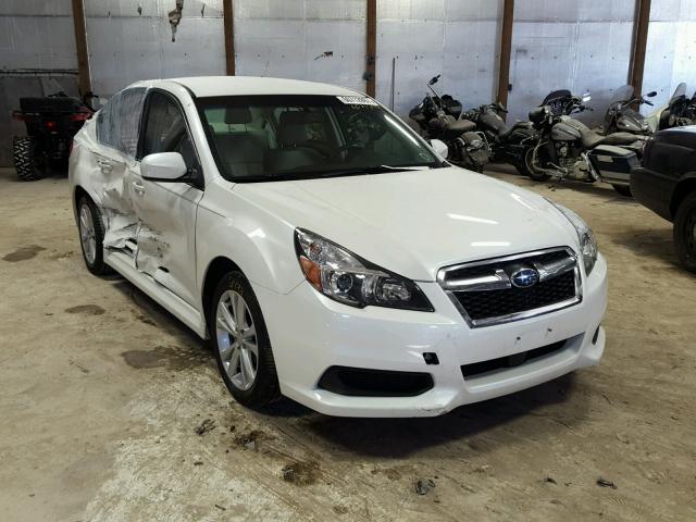 4S3BMCC69E3030148 - 2014 SUBARU LEGACY 2.5 WHITE photo 1