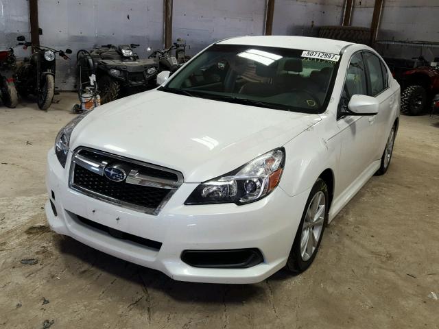 4S3BMCC69E3030148 - 2014 SUBARU LEGACY 2.5 WHITE photo 2