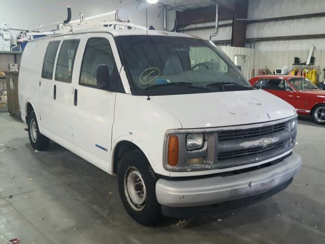 1GCFG25W411166340 - 2001 CHEVROLET EXPRESS G2 WHITE photo 1