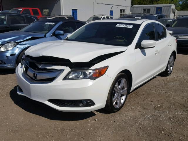 19VDE2E50EE000672 - 2014 ACURA ILX 24 PRE WHITE photo 2