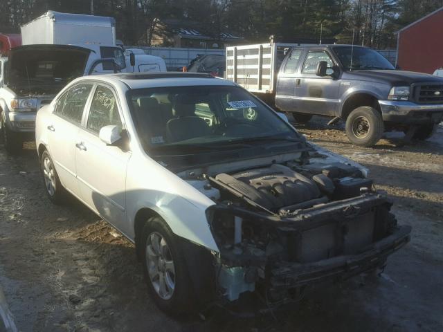 KNAGE123675142554 - 2007 KIA OPTIMA LX WHITE photo 1