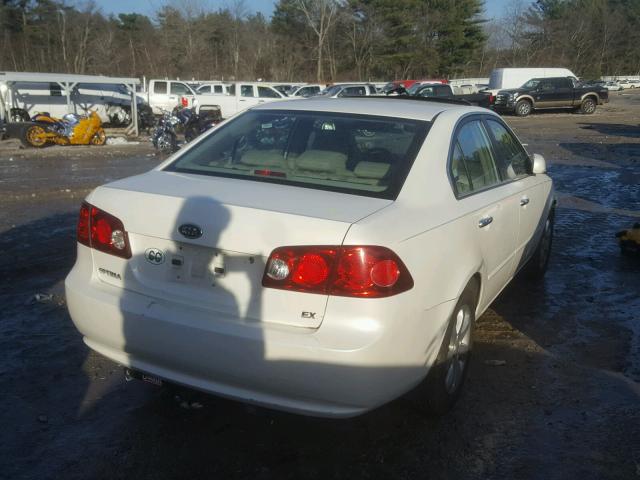 KNAGE123675142554 - 2007 KIA OPTIMA LX WHITE photo 4