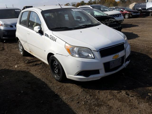 KL1TD66E99B671179 - 2009 CHEVROLET AVEO LS WHITE photo 1