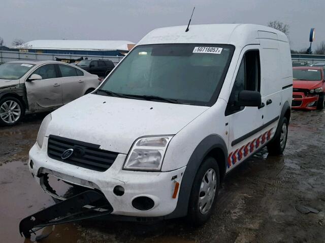 NM0LS7DNXBT054460 - 2011 FORD TRANSIT CO WHITE photo 2