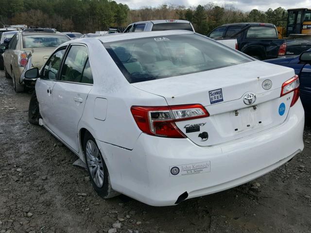 4T1BF1FK1DU665392 - 2013 TOYOTA CAMRY L WHITE photo 3