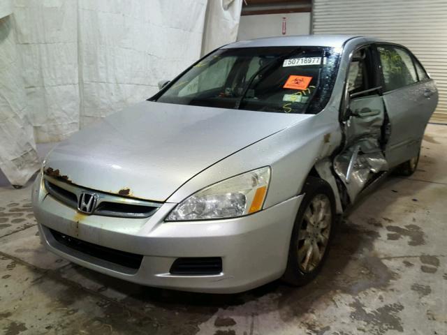 1HGCM66487A038371 - 2007 HONDA ACCORD SE GRAY photo 2