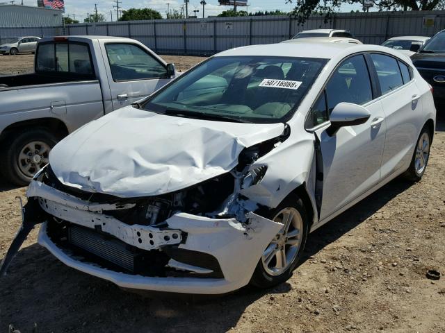 3G1BE6SM8HS607354 - 2017 CHEVROLET CRUZE LT WHITE photo 2