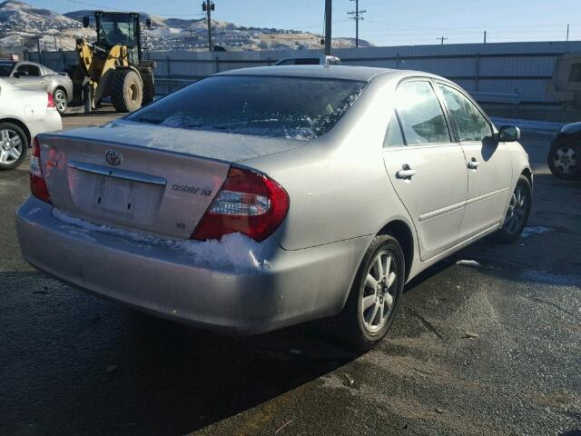 4T1BF30K84U071449 - 2004 TOYOTA CAMRY LE SILVER photo 4